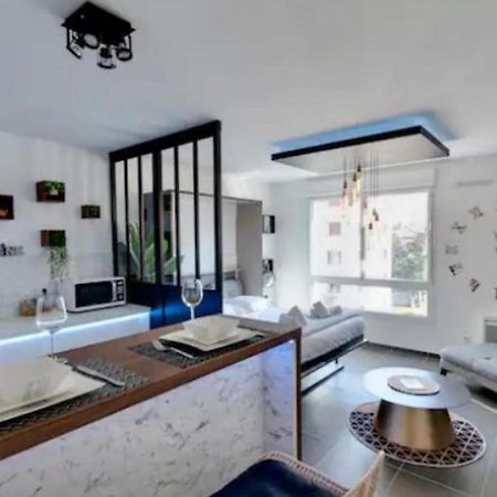 Studio Cosy A Deux Pas Du Centre Ville Annecy Buitenkant foto